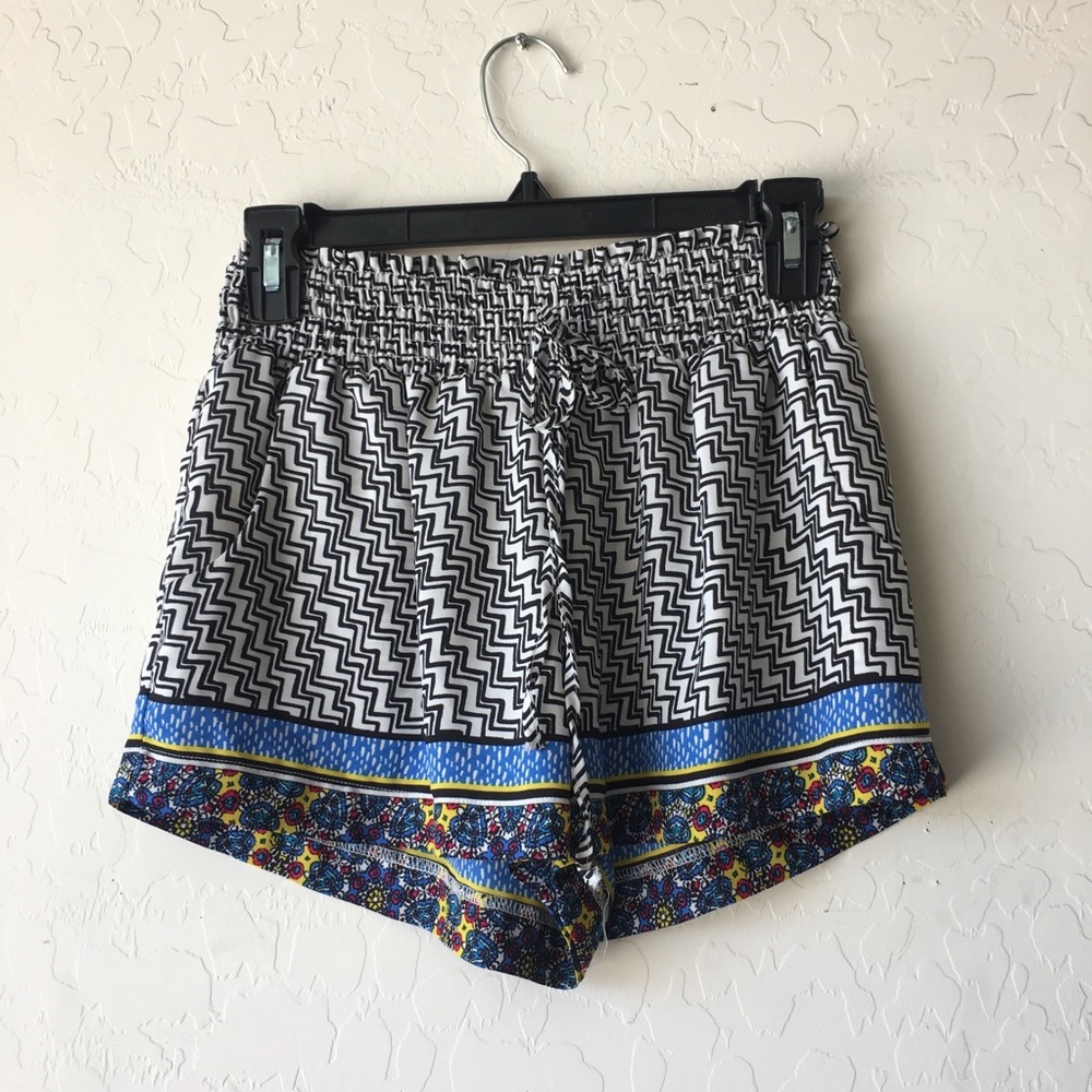 Multi-Patterned Shorts